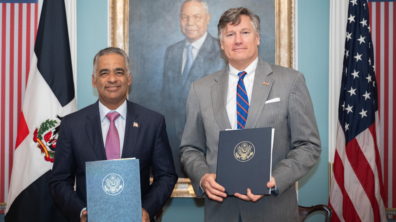 EE. UU. y la República Dominicana firman un memorando de cooperación en energía nuclear civil Qué implica y qué no el acuerdo
