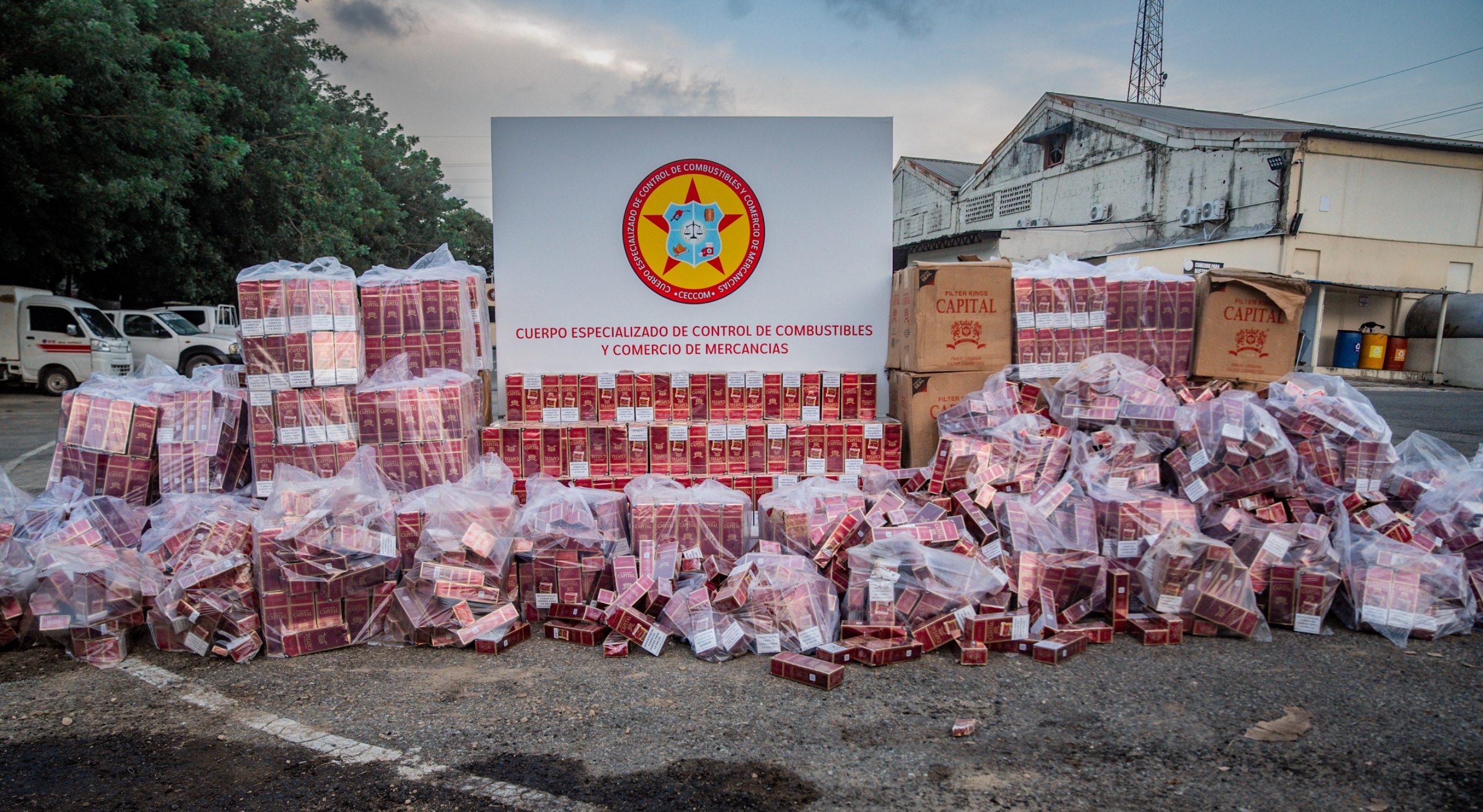 Decomisan en Montecristi cargamento de 720,000 cigarrillos de contrabando