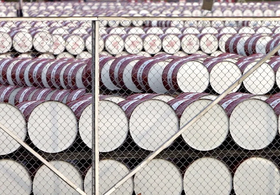 El brent baja casi el 2 %, hasta los 79 dólares, ante el avance negociaciones EE. UU.-Irán