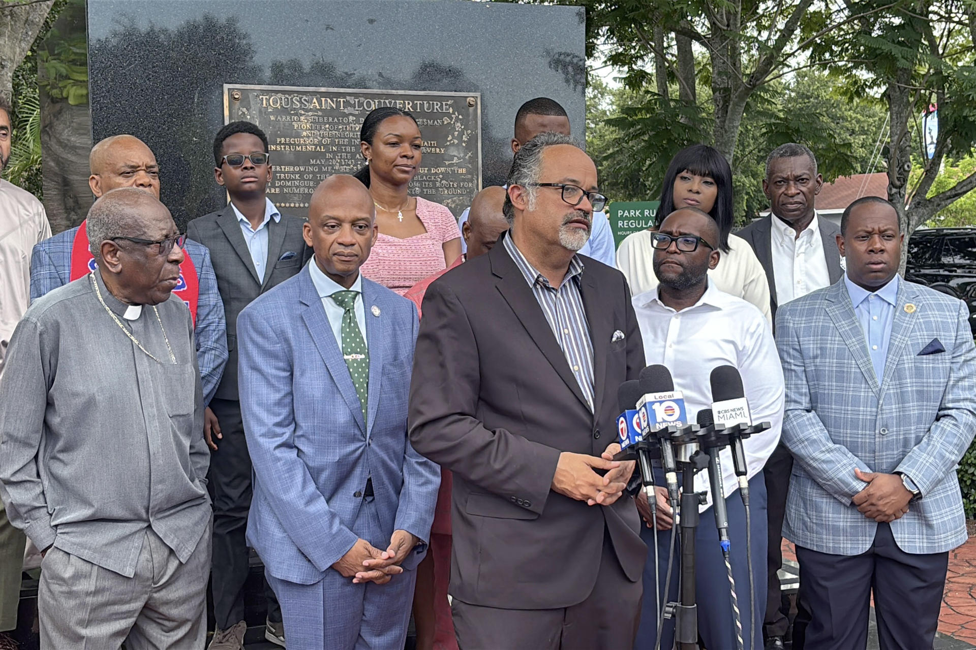 Venezolanos y haitianos en EEUU renuevan lucha por el TPS tras sismos y fallo del Supremo