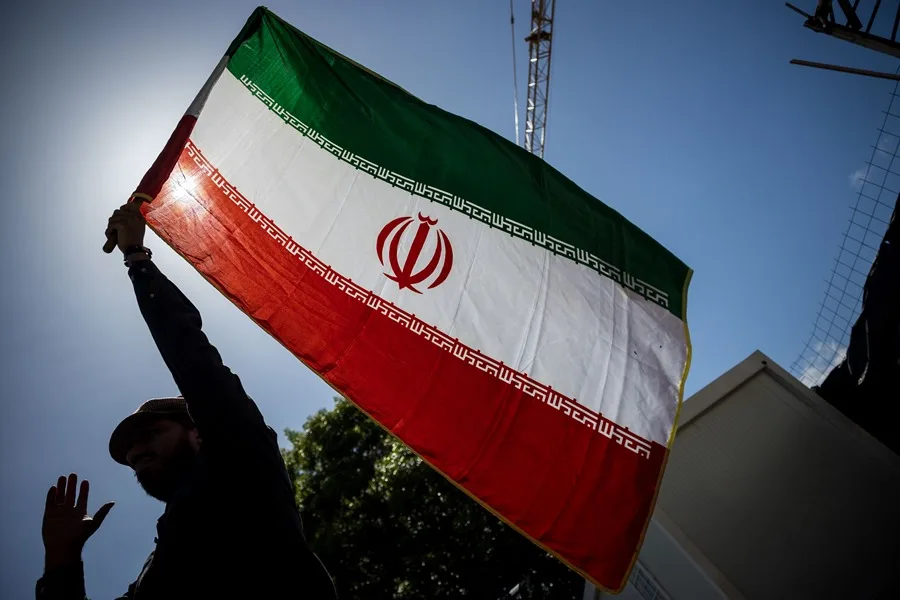 Irán condena a 74 latigazos a una cantante por emitir un concierto virtual sin velo