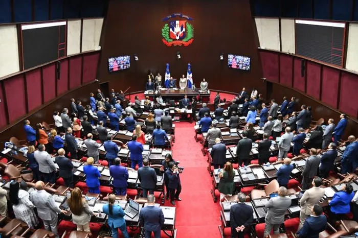 Código Penal suma 40 modificaciones: diputados aprueban ocho cambios más y lo envían al Senado