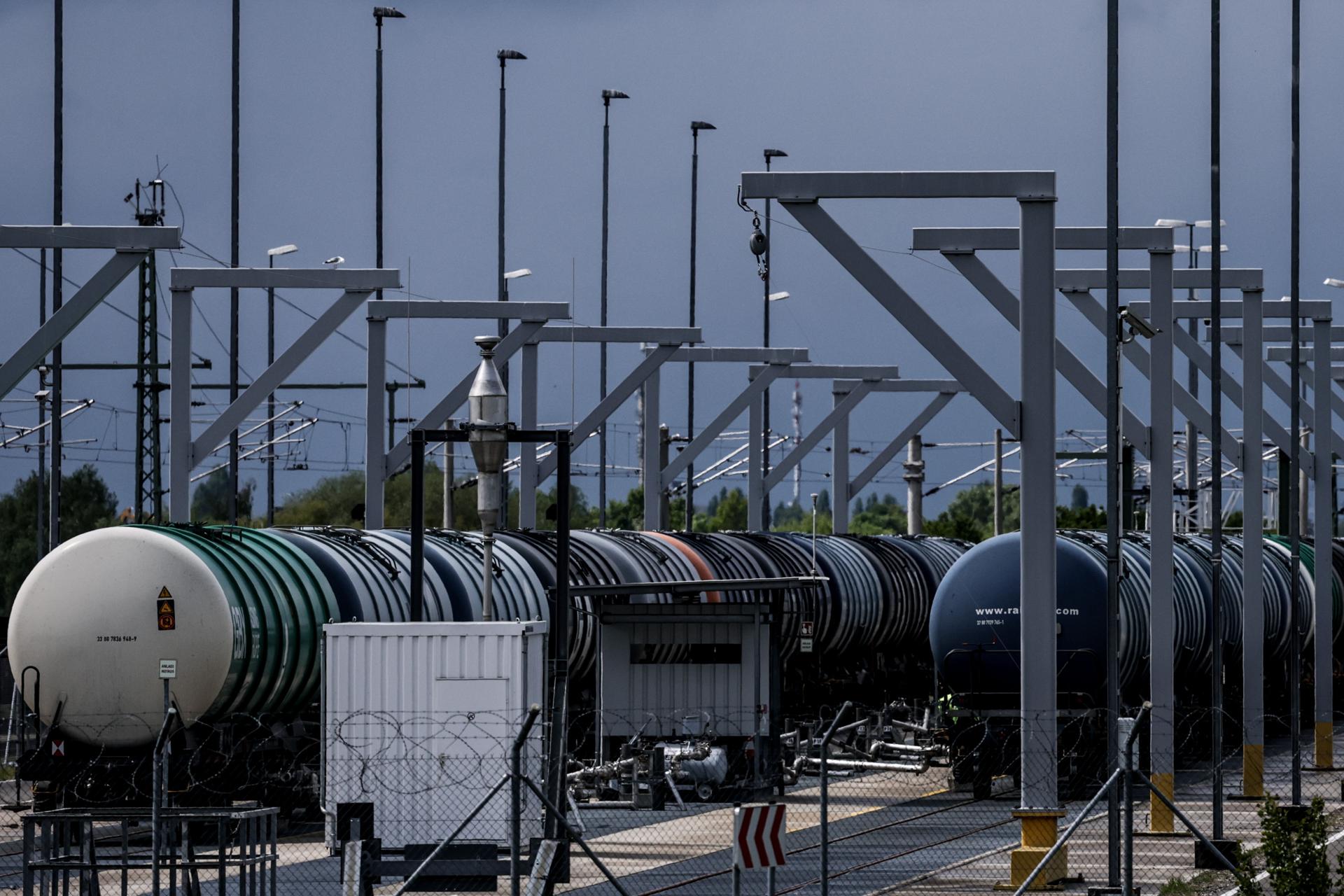 El brent se dispara casi un 9,6 % por la escalada en Irán y el nuevo bloqueo naval de EEUU