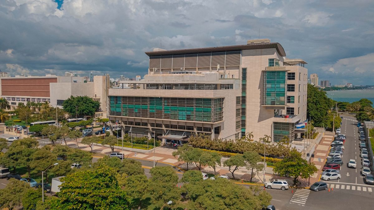 Procuraduría apelará fallo que la condena a pagar RD$7.5 millones por un celular incautado