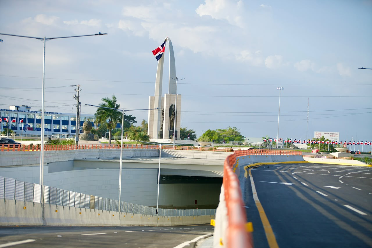 Plaza de la Bandera: vehículos prohibidos en el túnel