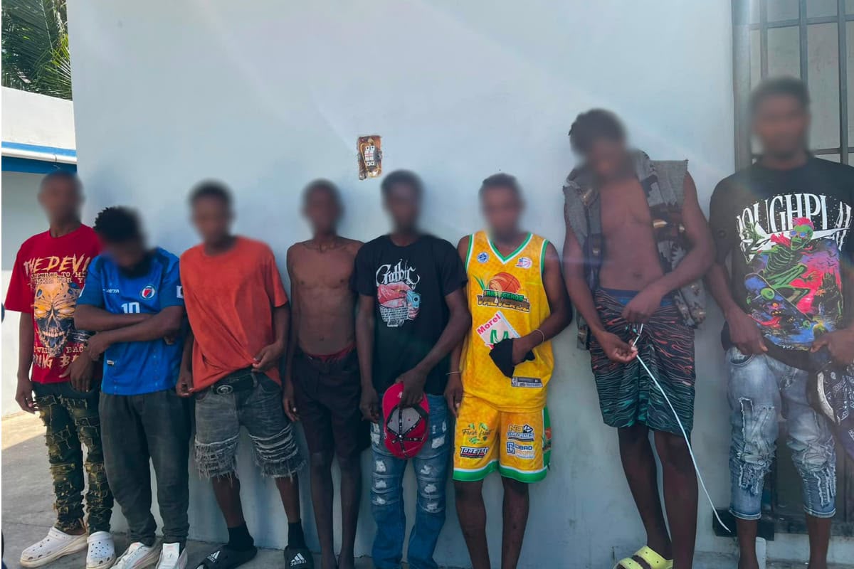 Detienen a dominicano traficante de haitianos y en Nagua a 25 indocumentados