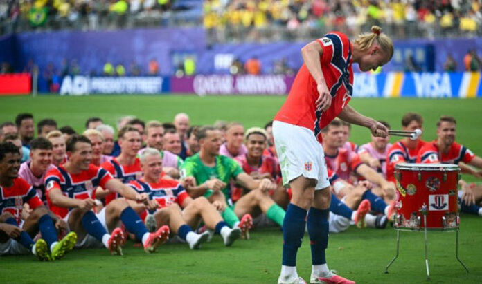 Noruega celebró con 90 mil personas el regreso de su selección tras el Mundial