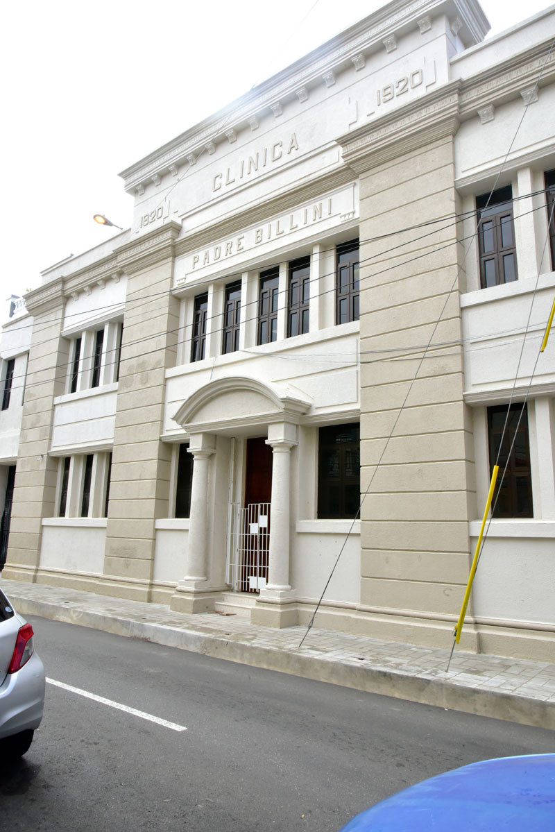 Médicos del hospital Padre Billini paralizan labores en reclamo de nuevo director