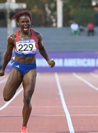 Liranyi Alonzo conquista un oro histórico para RD