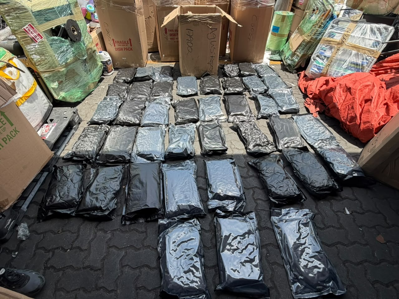 DNCD incauta 41 paquetes de marihuana en Muelle de Haina