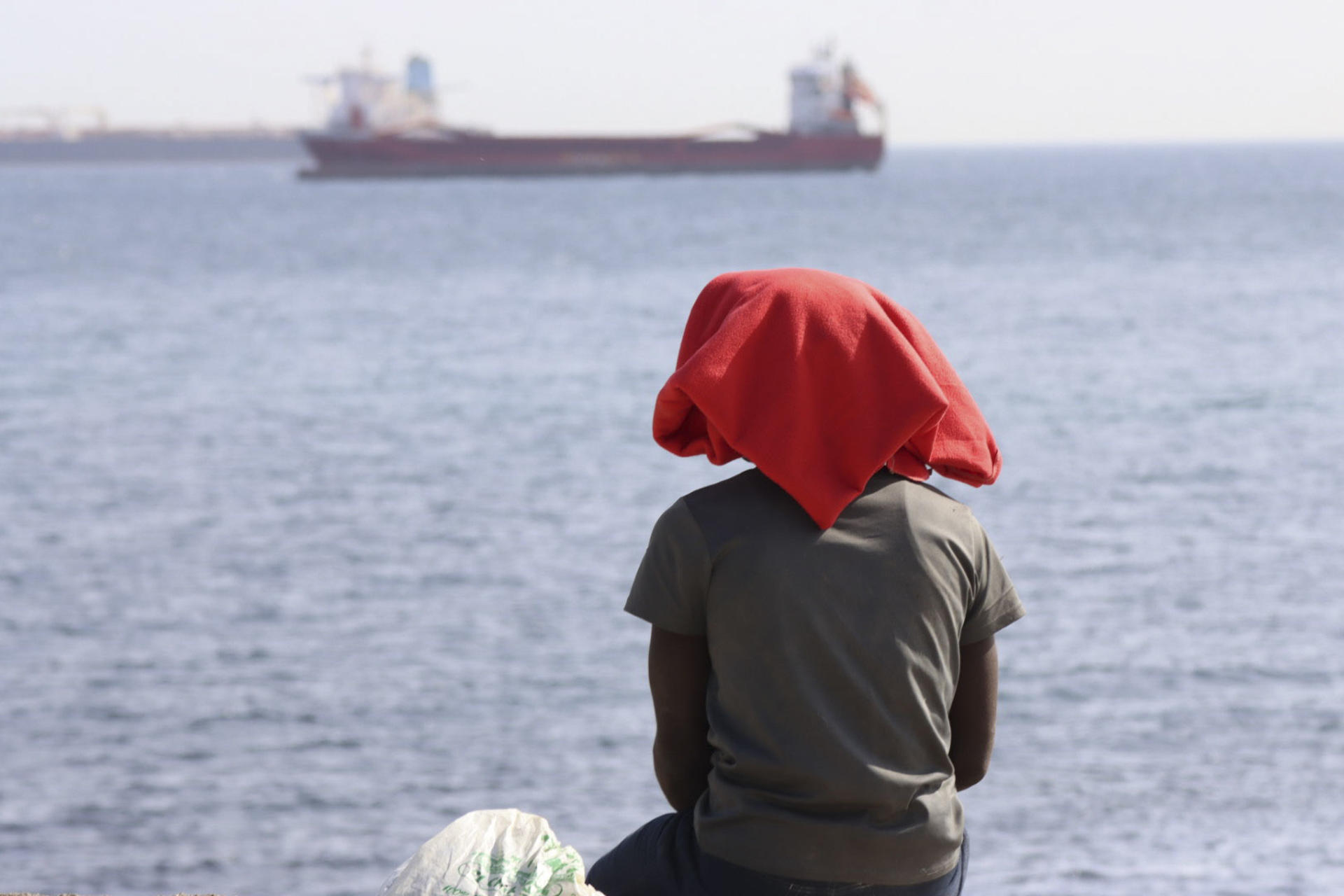 El Gobierno español prepara el traslado de 500 niñas migrantes de Ceuta a la península