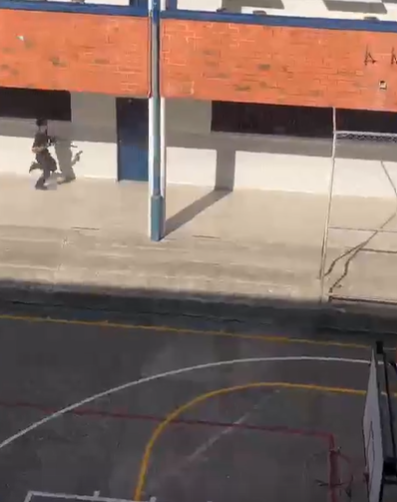 Medellín: Menor se dispara tras ingresar armado a escuela