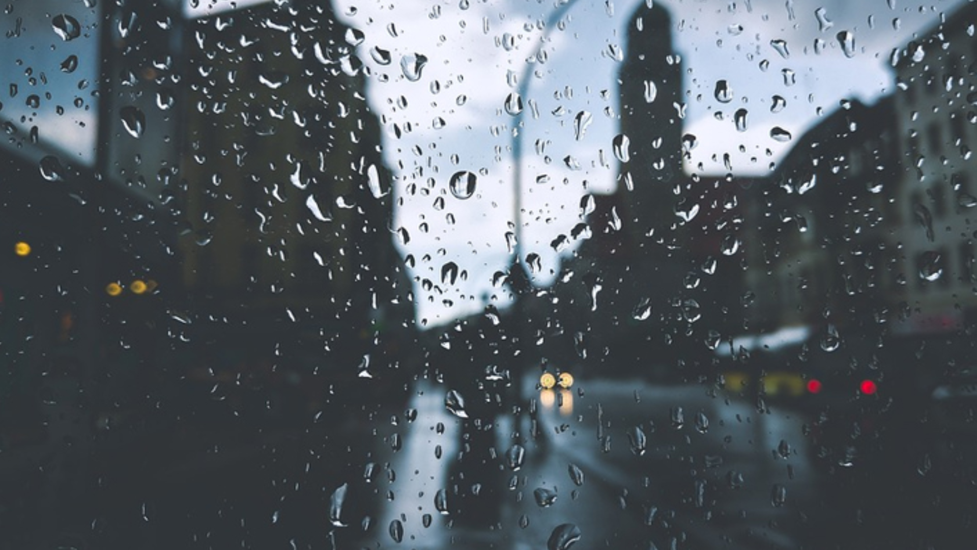 Lluvias en la mañana y aguaceros más intensos en la tarde; Indomet mantiene vigilancia sobre una onda tropical