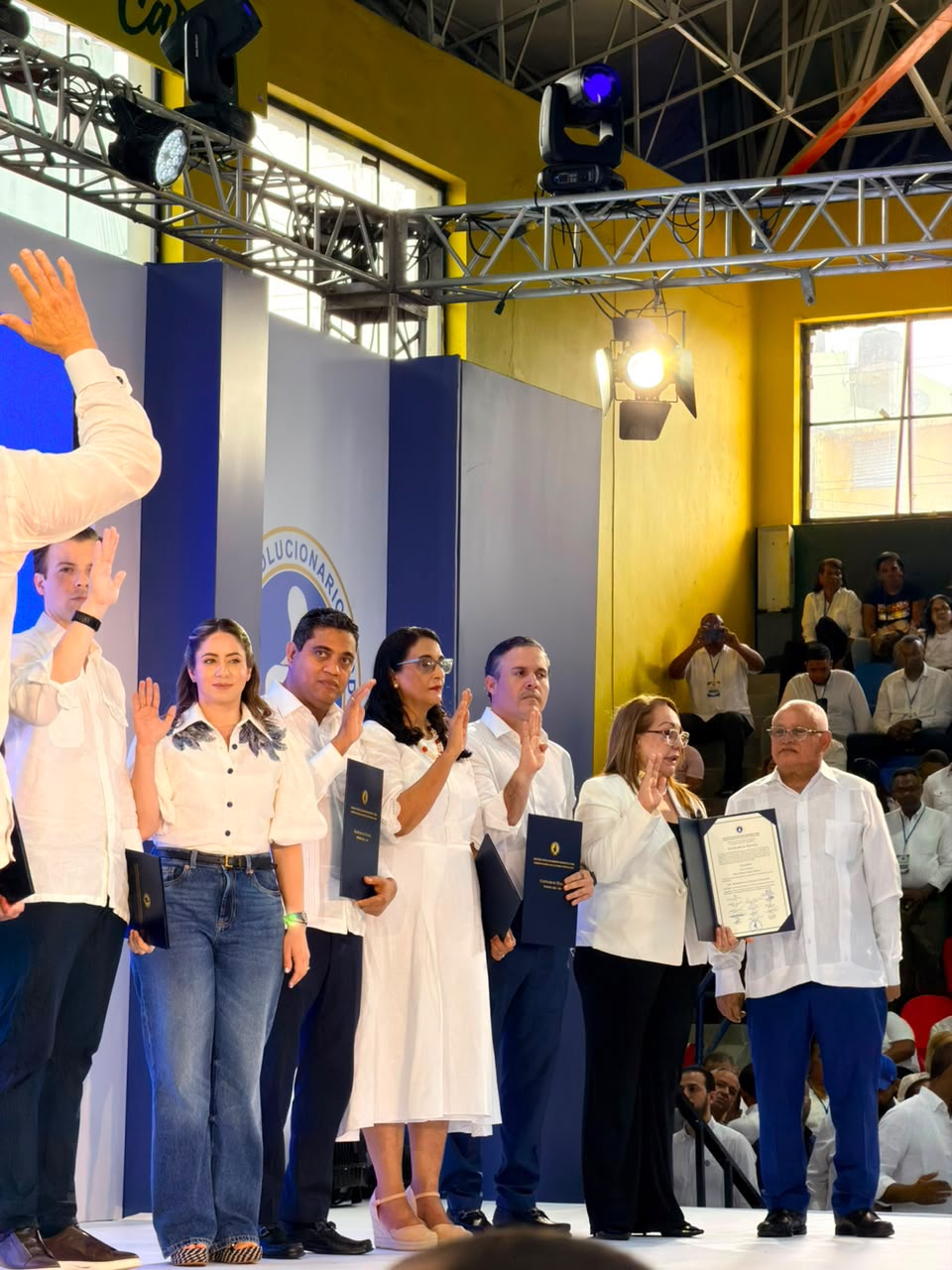 Reyes asume Organización del PRM y llama a mantener la unidad dentro del partido
