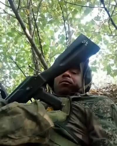 Rusia: dominicano que combate en la guerra muestra su día a día
