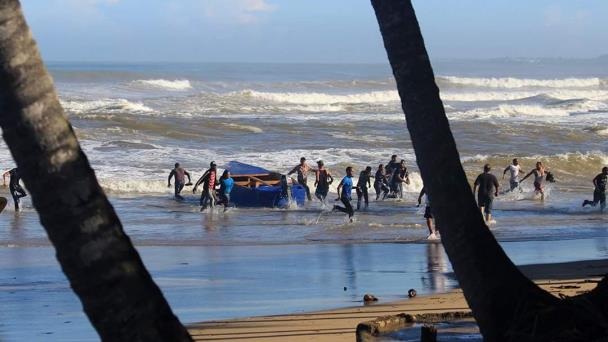 Interceptan embarcación con más de 60 migrantes dominicanos en el canal de la Mona; repatrian la mayoría