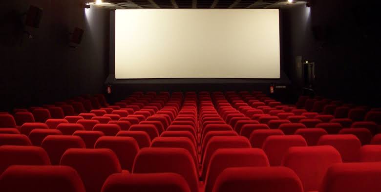 Tom Cruise, Anne Hathaway y Linkin Park protagonizan los estrenos de cine de la semana