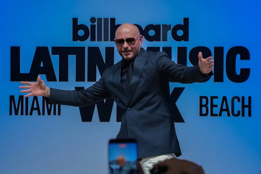 Pitbull anuncia una gira mundial y una edición de ‘Pitcoin’ con hasta 12 canciones nuevas