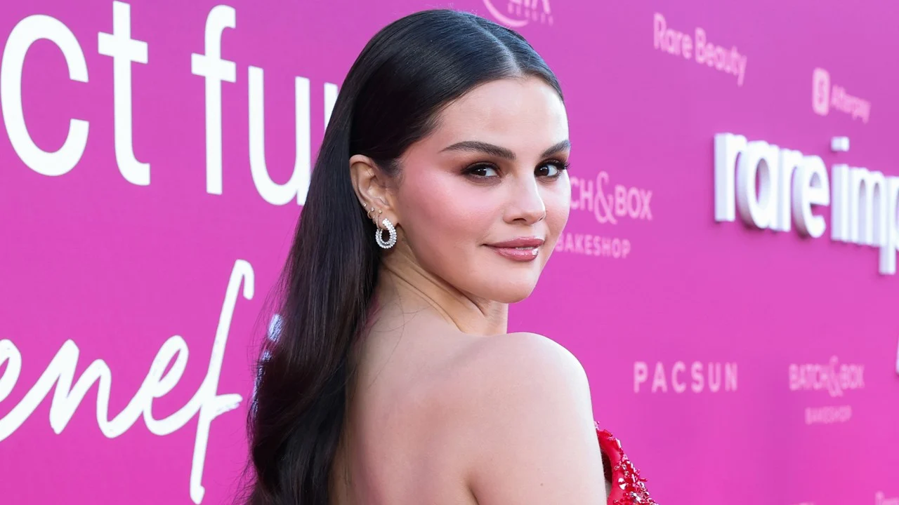 Selena Gomez revela qué provocó el cambio permanente en su voz